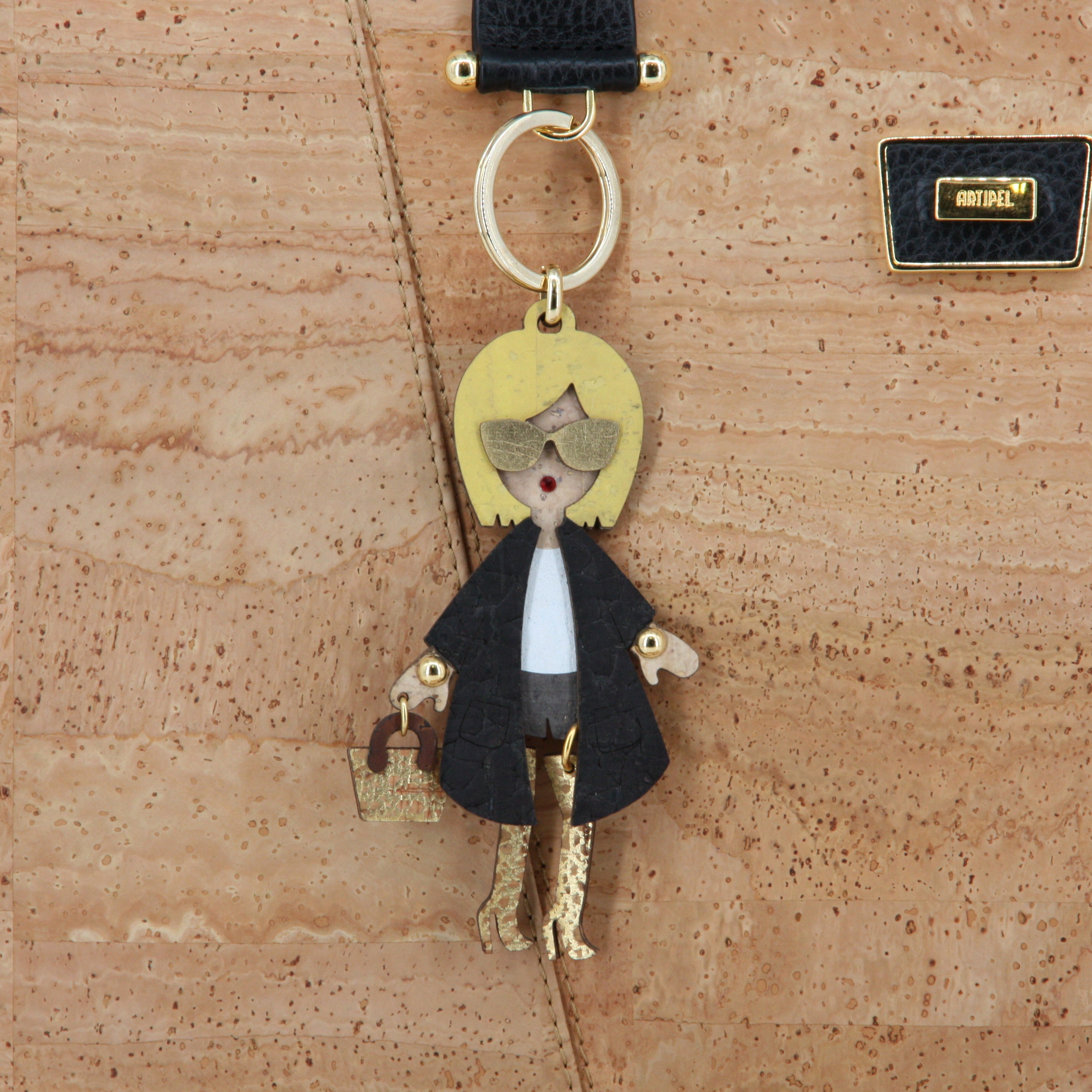 Cork keychain * fun figures * pendant for bags * gift for women * handmade in Portugal * brand Artipel