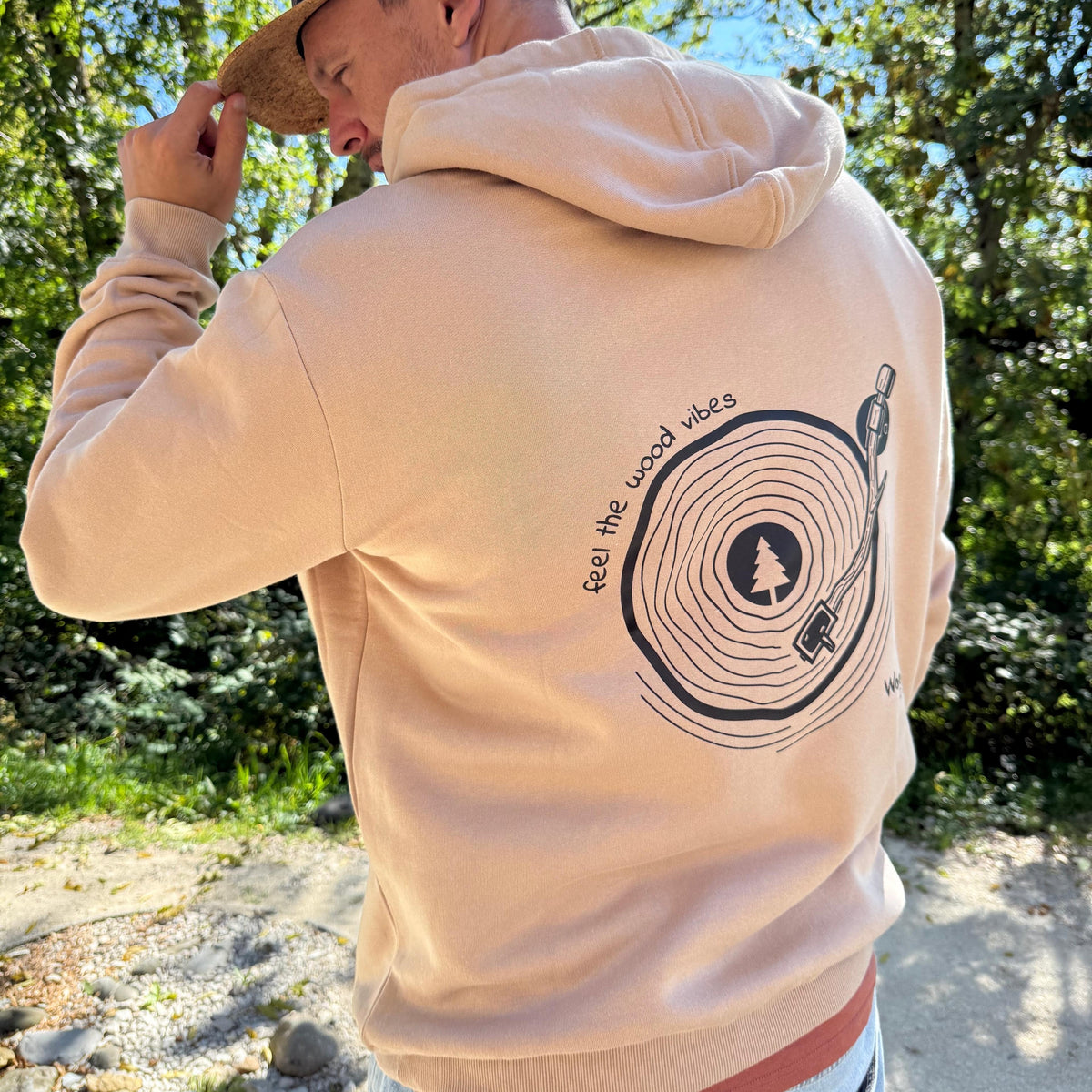 Herren Hoodie aus Holzfasern * Kapuzenpullover * 100% Natur * 0% Plastik * beige * Motiv "Turntable"