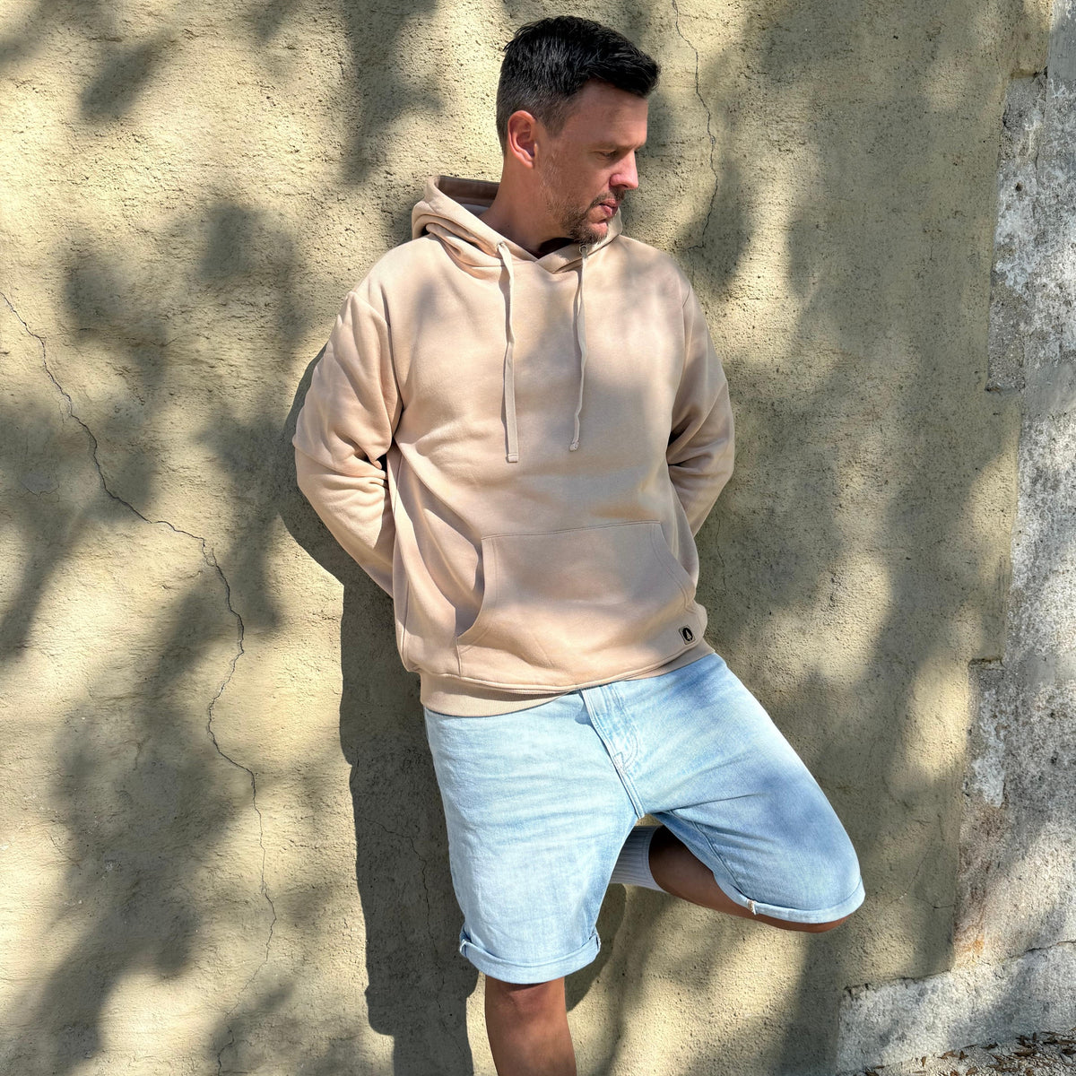 Herren Hoodie aus Holzfasern * Kapuzenpullover * 100% Natur * 0% Plastik * beige * Motiv "Turntable"